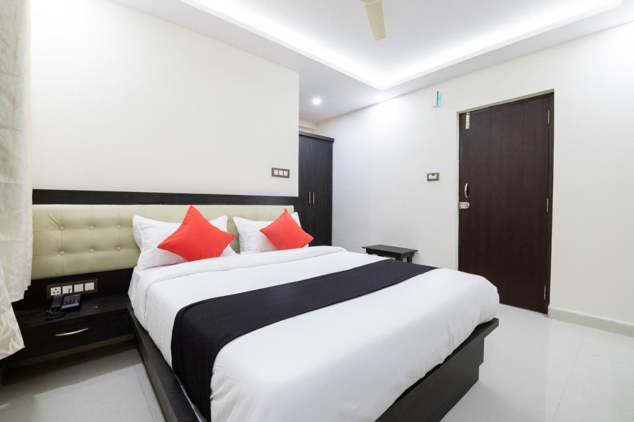 Super Capital O Choice Regal Suites Near Ragigudda Sri Prasanna Anjanayeswamy Temple Бангалор Экстерьер фото