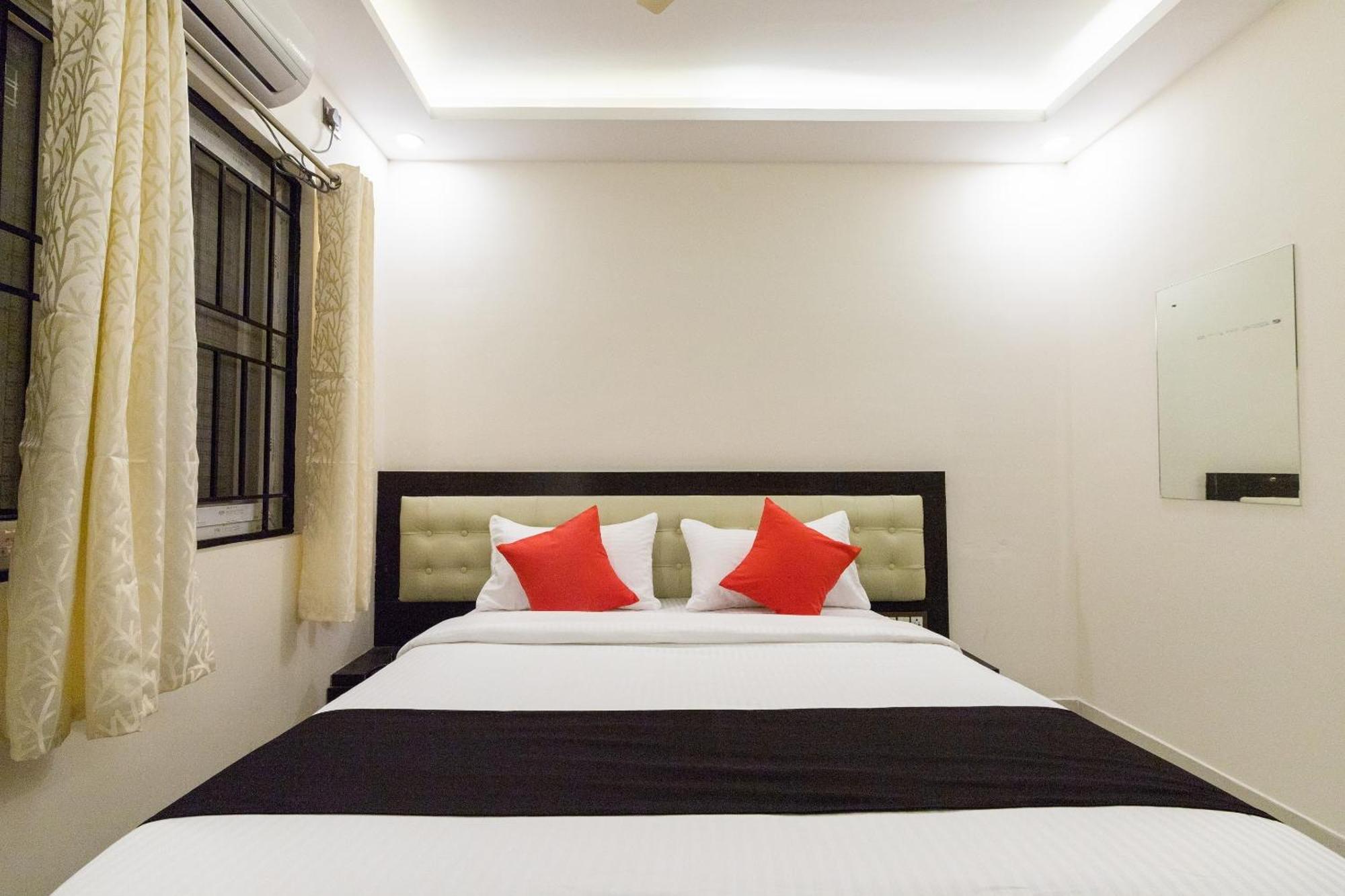 Super Capital O Choice Regal Suites Near Ragigudda Sri Prasanna Anjanayeswamy Temple Бангалор Экстерьер фото